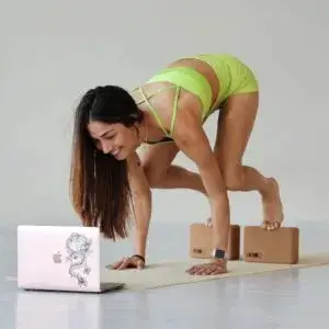 Alternative view of YogaKioo Online Şube 12 Aylık Üyelik